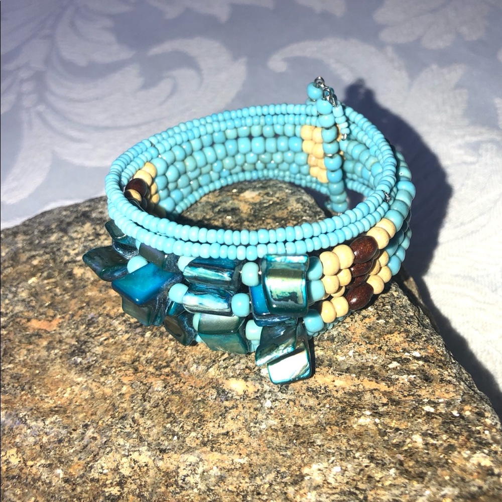 Island bound cuff bracelet - Picture 2 of 4